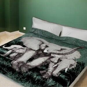 Solaron Elephant Print Green and Gray Mink Blanket